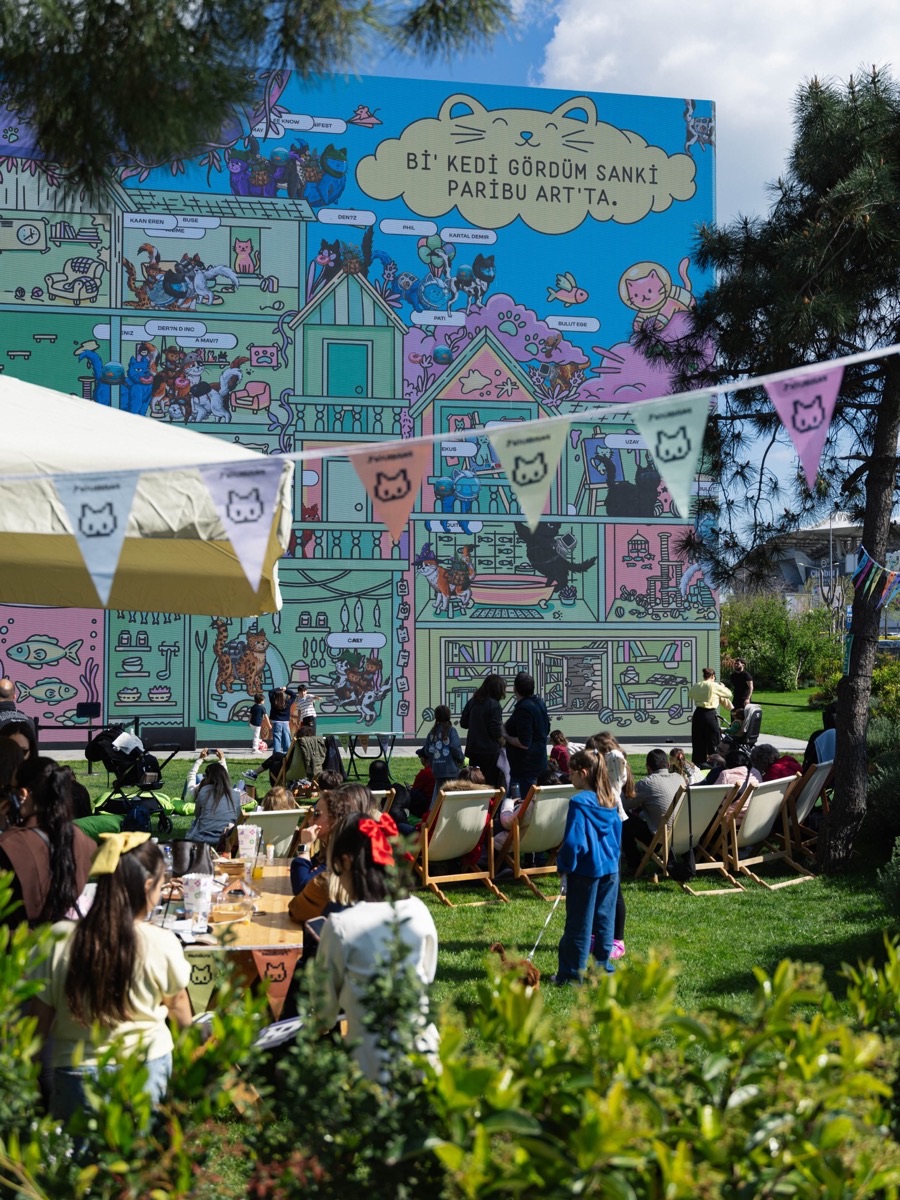 Paribu Art building as an illustrated cat house for April 23 Children's Day