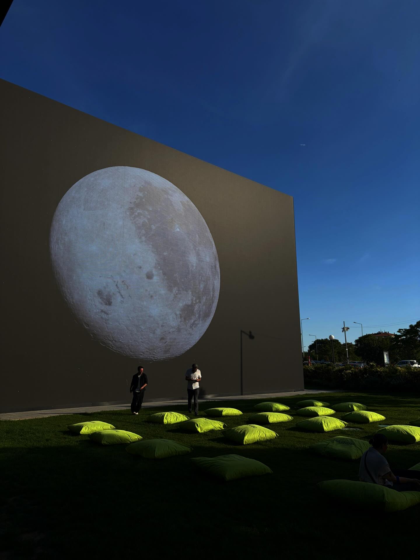Moon installation on the Paribu Art facade